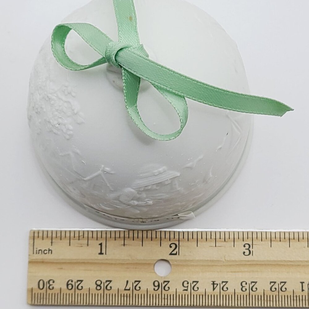 Lladró Summer Bell Ornament 17614 Mint Green Ribbon Porcelain Vtg 1992 In Box - Picture 10 of 14